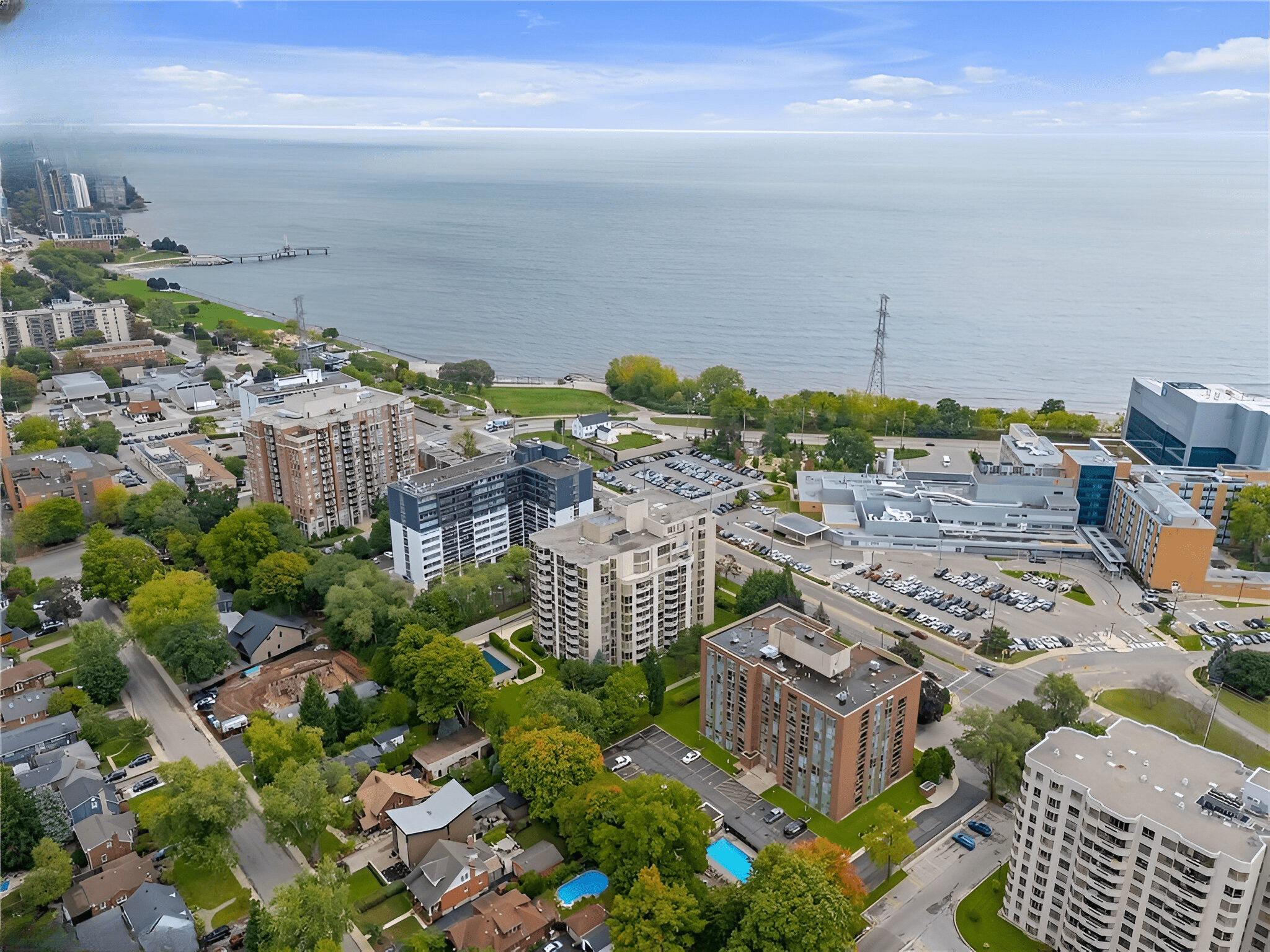 Maple Condo Overlooking Lake Ontario