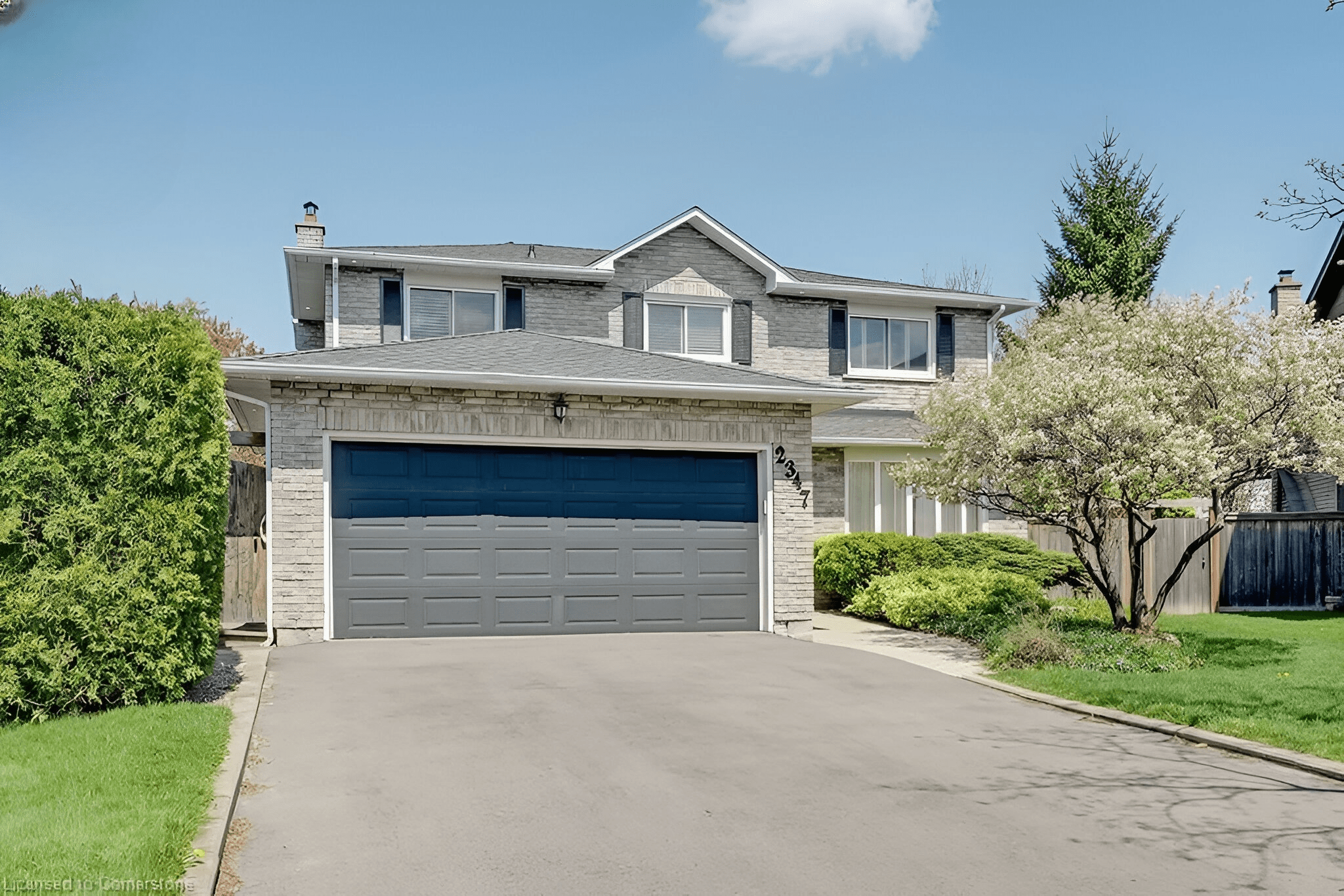 House in Brant Hills Burlington