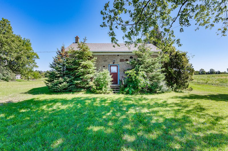 1748 Brock Road, Freelton, L9H 5E4 Karen Paul & Associates